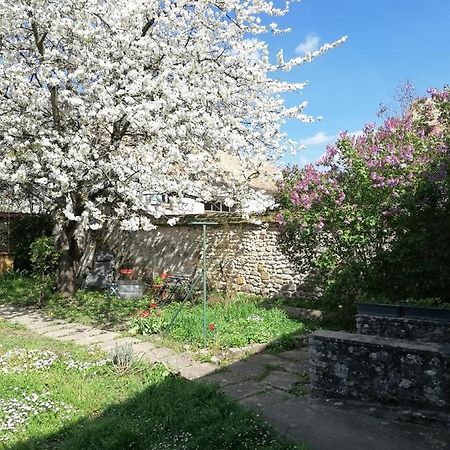 Ferienwohnung Chez Marylene Soisy-sur-Ecole Exterior foto